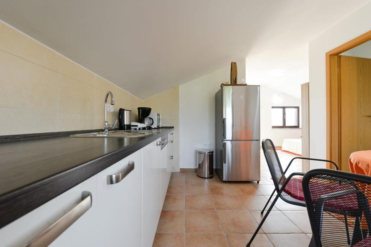 Apartmani Veronika נין מראה חיצוני תמונה