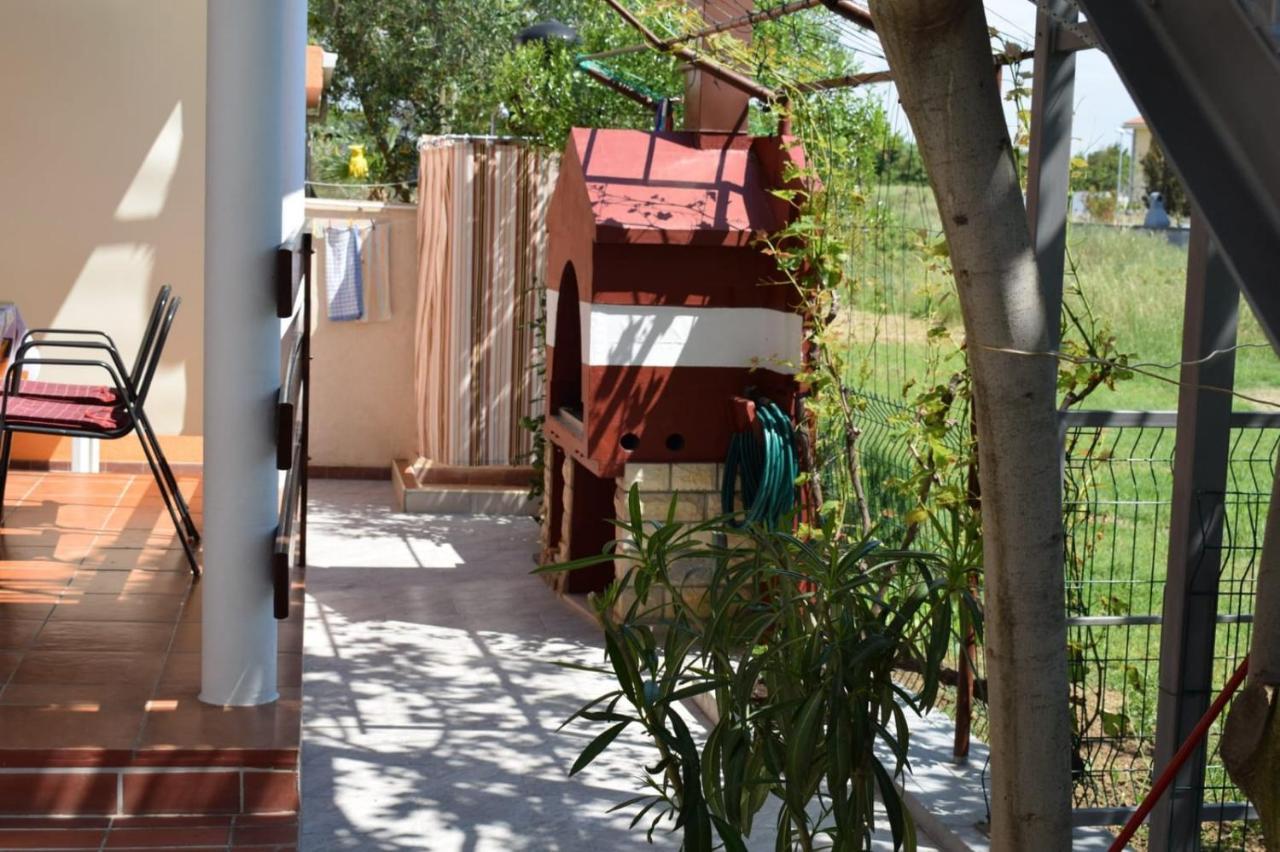 Apartmani Veronika נין מראה חיצוני תמונה