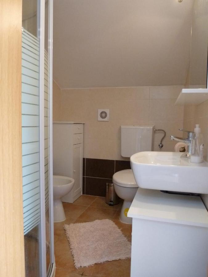 Apartmani Veronika נין מראה חיצוני תמונה